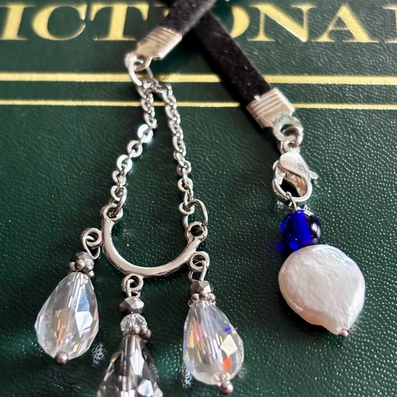 Elegant Black and Silver Bookmark with Crystal and blue Accents upcycled vintage - Picture 3 of 8